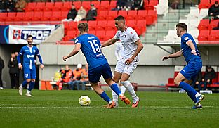  autor: Martin Kramsk�