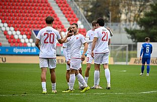  autor: Martin Kramsk�