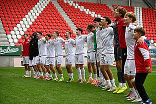  autor: Martin Kramsk�