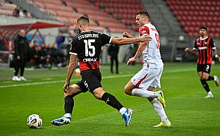  autor: Martin Kramsk�