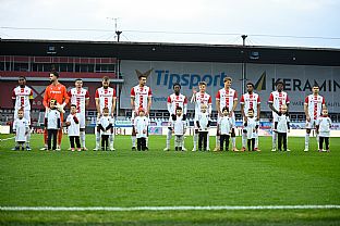  autor: Martin Kramsk�