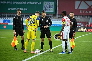  autor: Martin Kramsk�