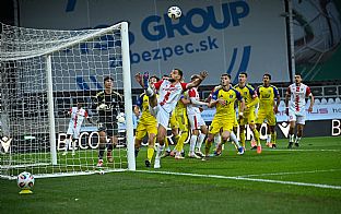  autor: Martin Kramsk�