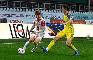  autor: Martin Kramsk�