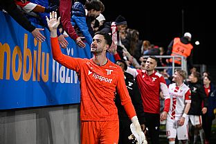  autor: Martin Kramsk�