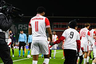  autor: Martin Kramsk�