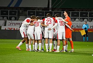  autor: Martin Kramsk�