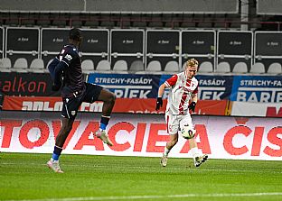  autor: Martin Kramsk�