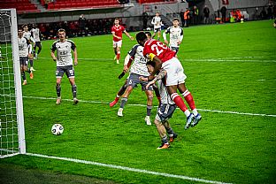  autor: Martin Kramsk�