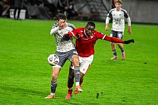  autor: Martin Kramsk�