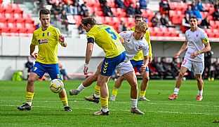  autor: Martin Kramsk�