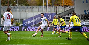  autor: Martin Kramsk�