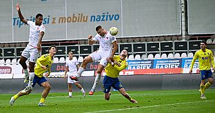  autor: Martin Kramsk�