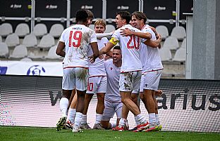  autor: Martin Kramsk�