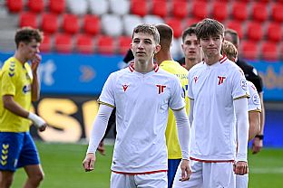  autor: Martin Kramsk�