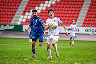  autor: Martin Kramsk�