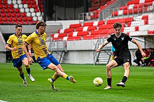  autor: Martin Kramsk�