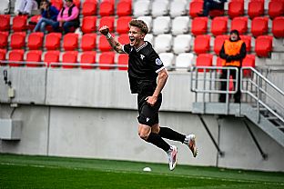  autor: Martin Kramsk�