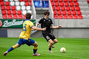  autor: Martin Kramsk�