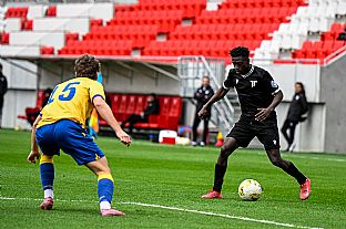  autor: Martin Kramsk�