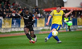  autor: Martin Kramsk�