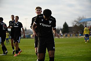  autor: Martin Kramsk�